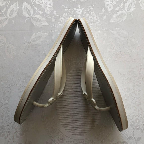 DVF Diane Von Furstenberg White Flip-Flop Sandals Women’s Size 7 Slip-On Shoes - Picture 14 of 16